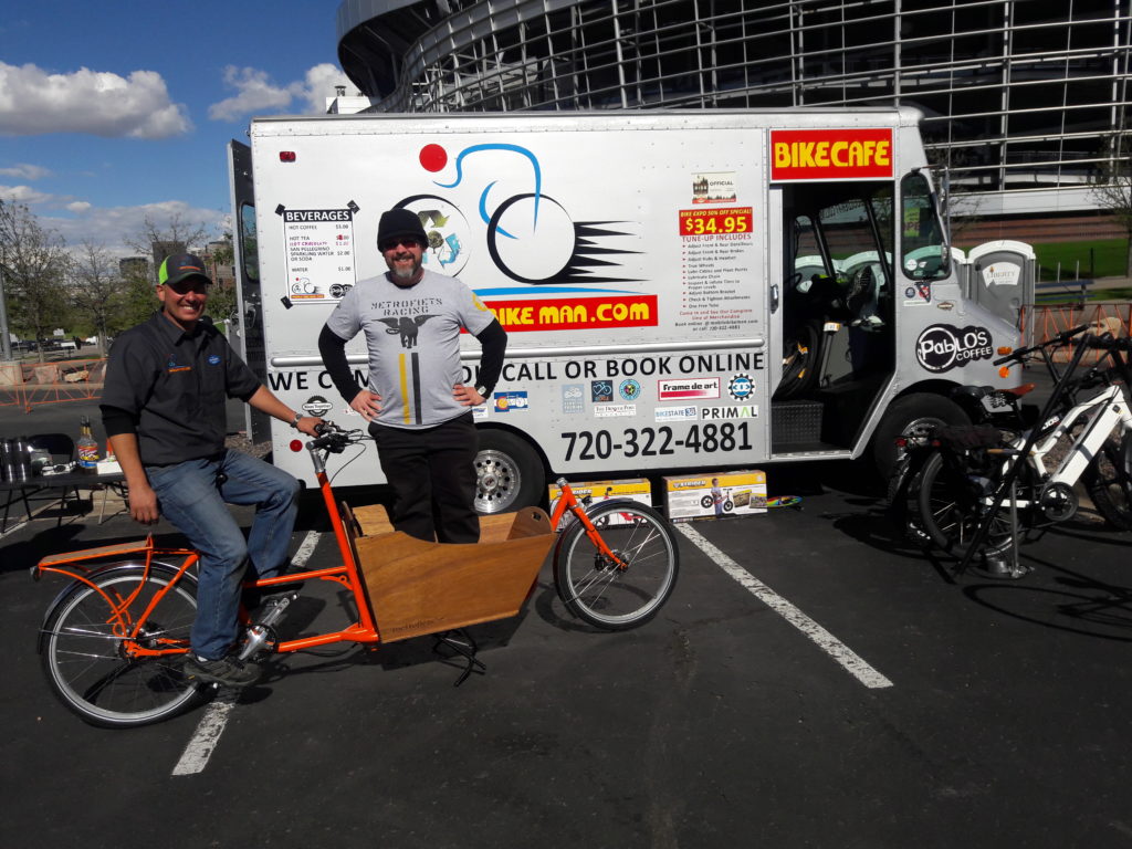 Mobilebikeman and cargo bike builder with custom cargo bike. We service all types of bikes.